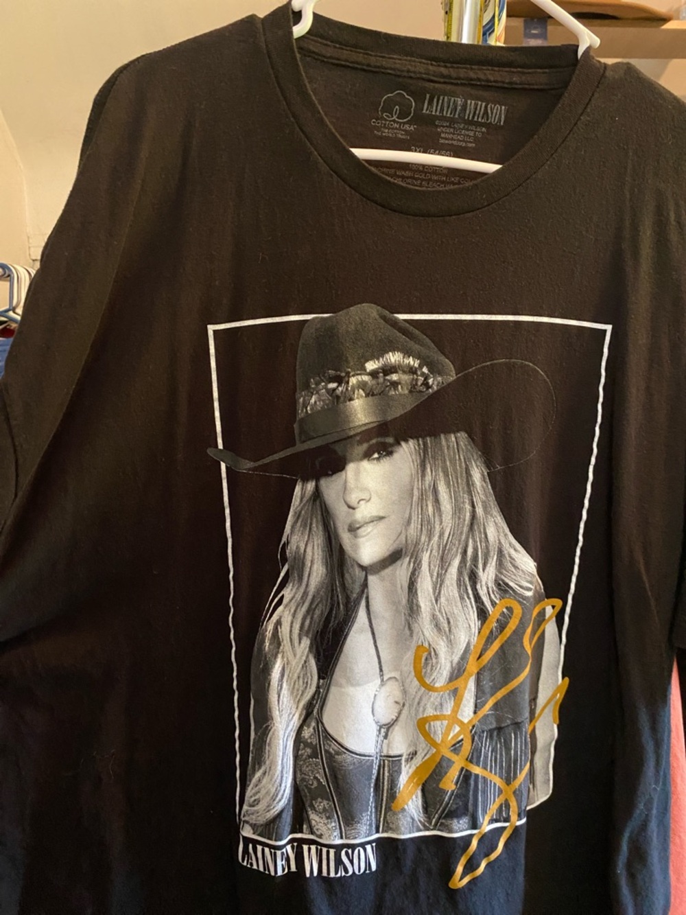 Lainey Wilson Black Short Sleeve Graphic Tee